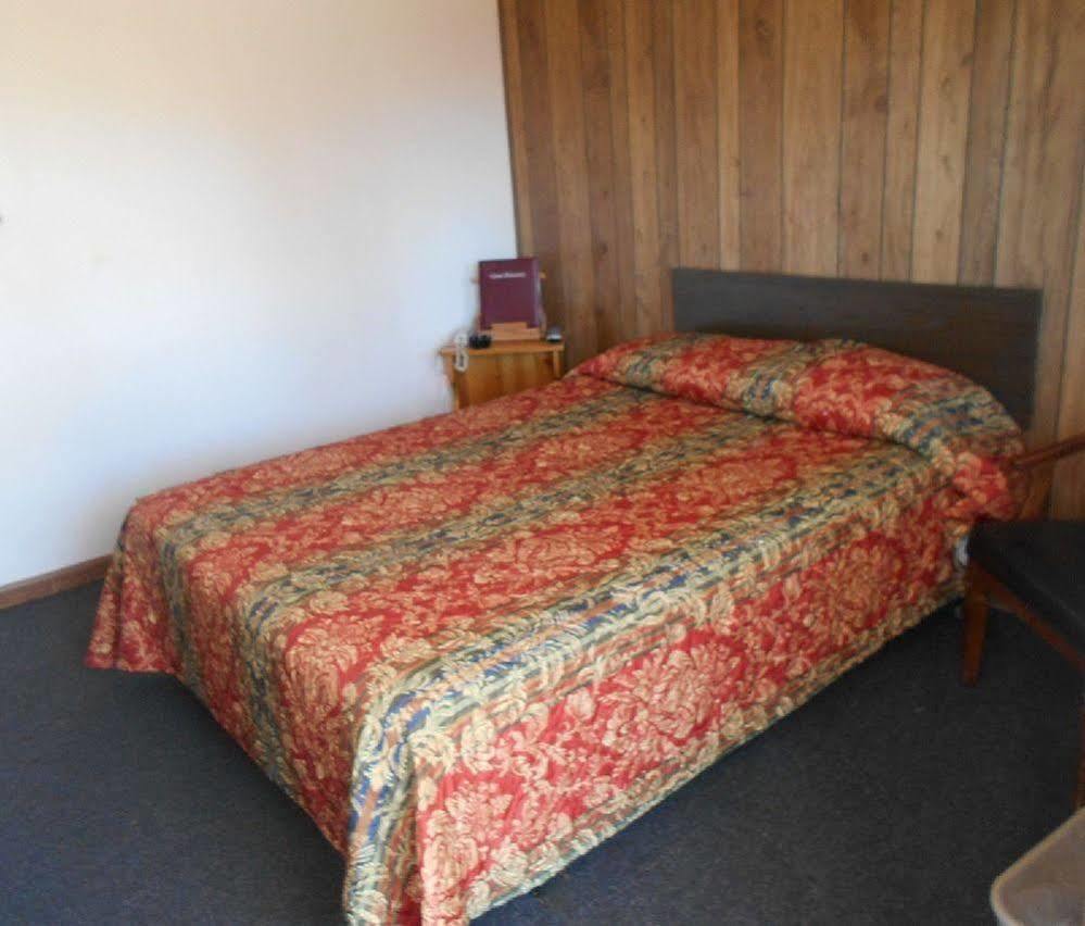 Super Saver Inn Sheridan Kültér fotó
